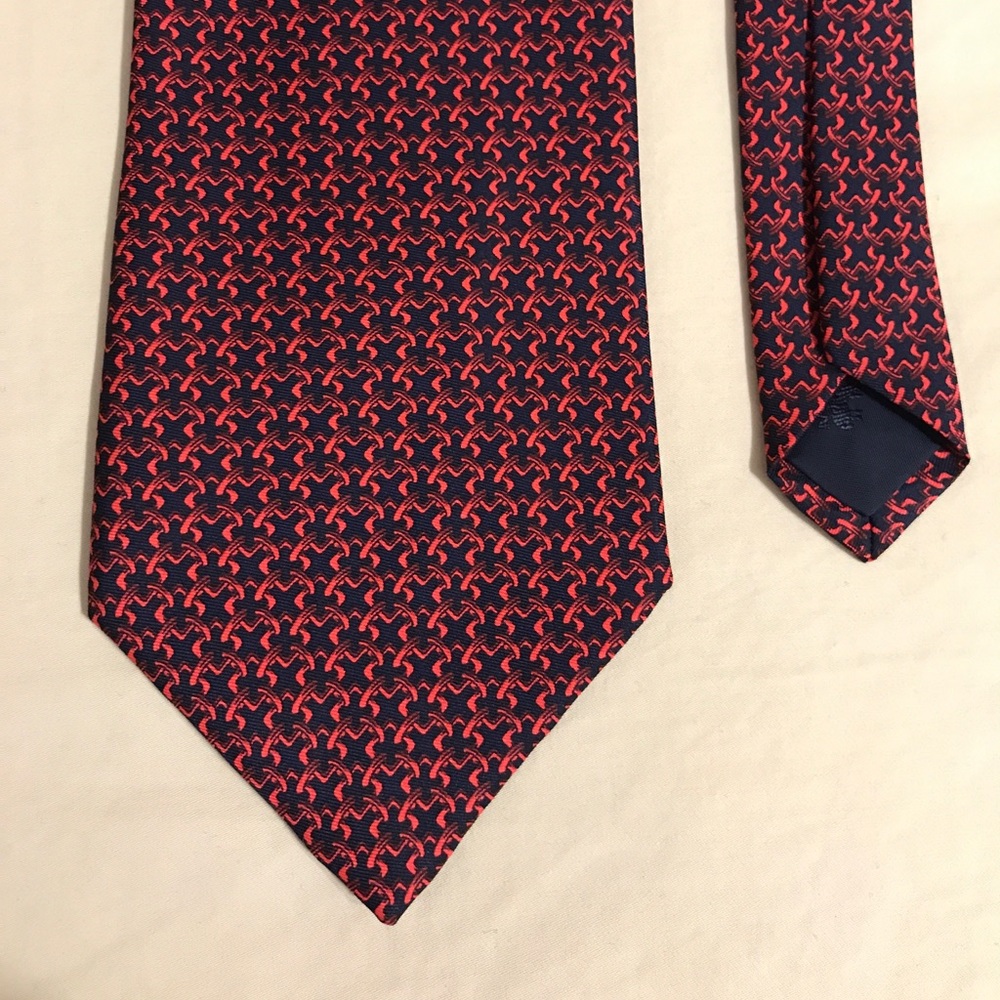 Brooks Basics 100 % Silk Tie red black geometric
